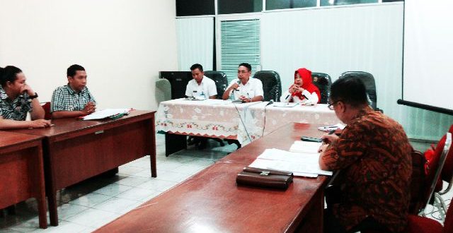 TRIPARTIT/ MEDIASI TUNTUTAN KARYAWAN PT. STEADFAST MARINE (MELALUI LAWYER TAMBUK BOW, SH & PATNERS) DENGAN 55 KARYAWAN (MELALUI JUNAIDI, SH & PATNER)